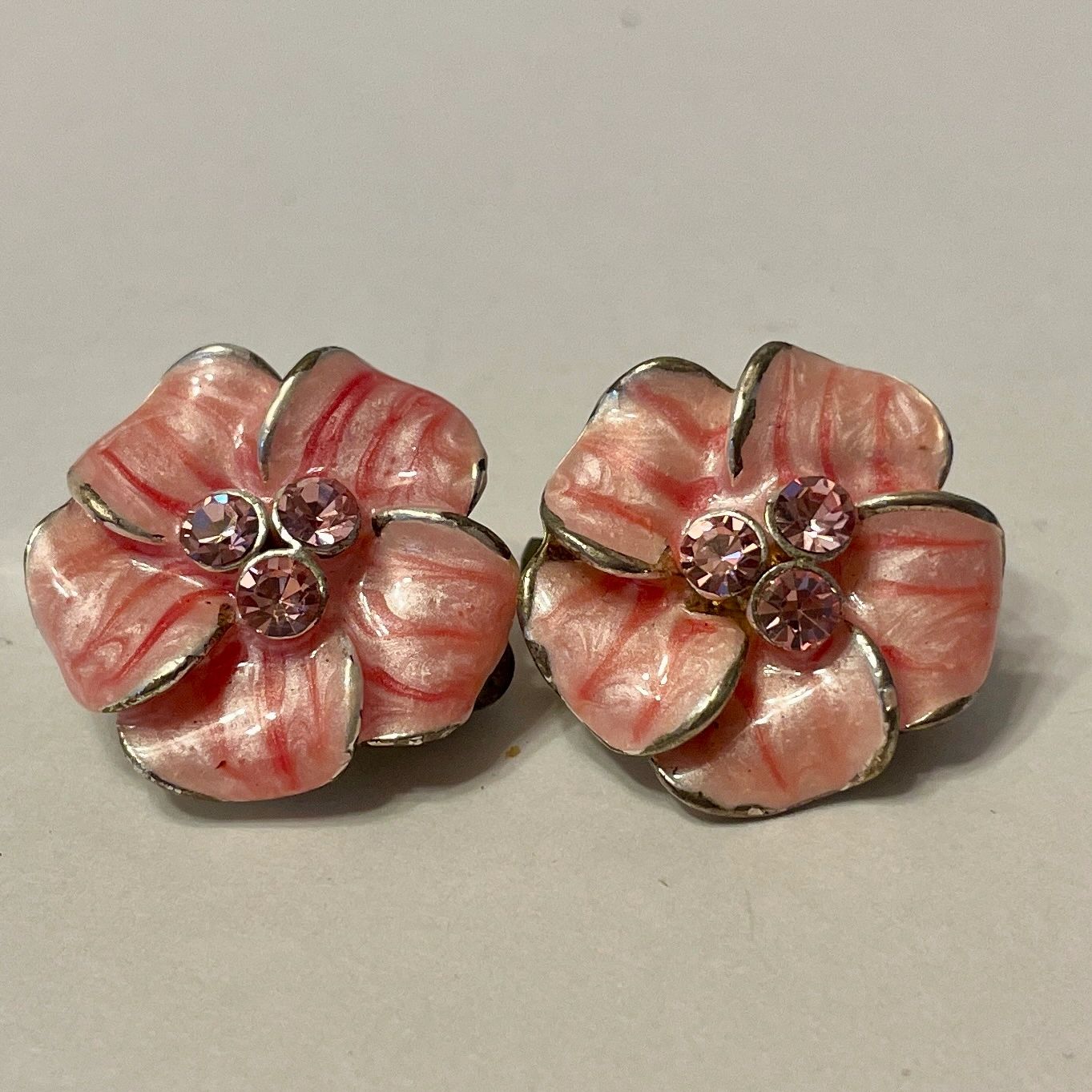 Pair of pink flower rhinestone earrings