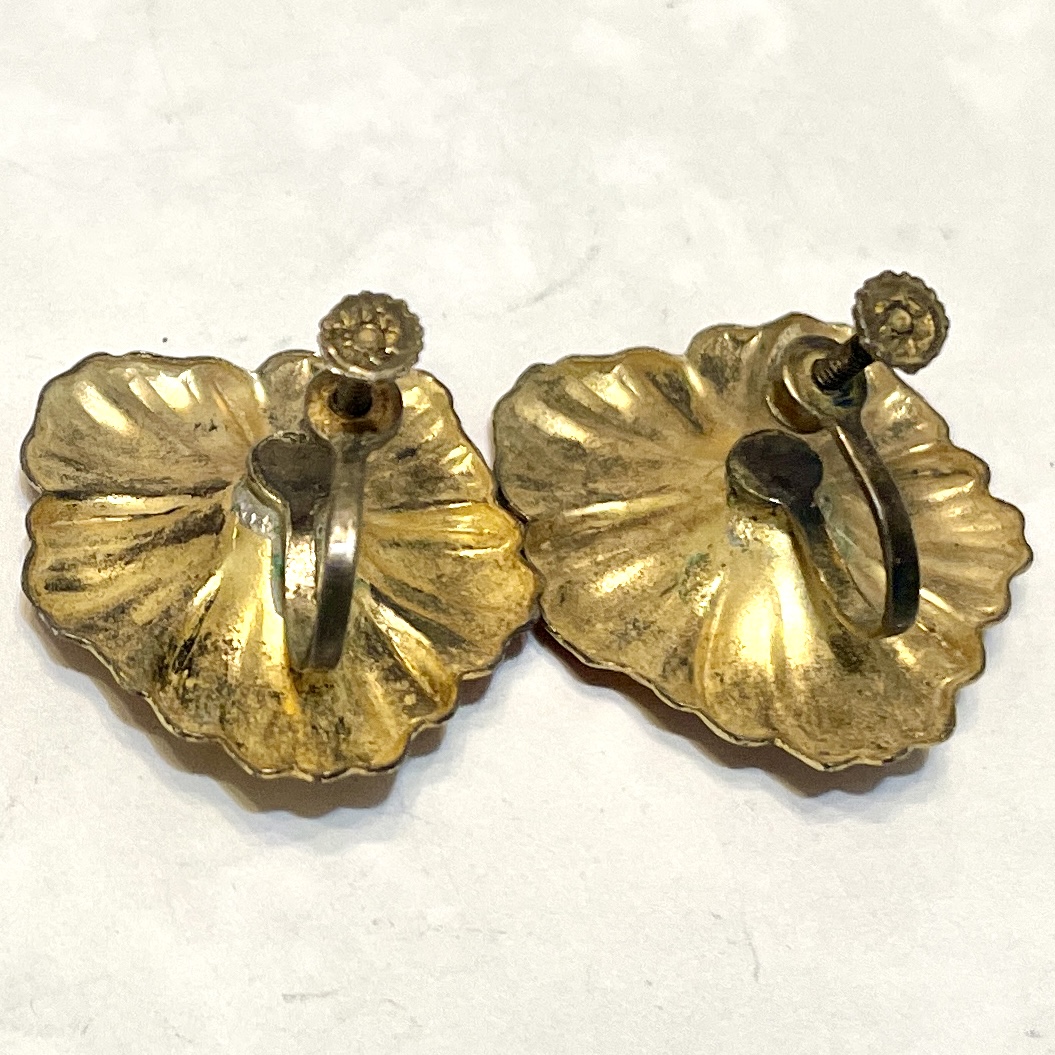 Pair of vintage gold shell screw-back earrings