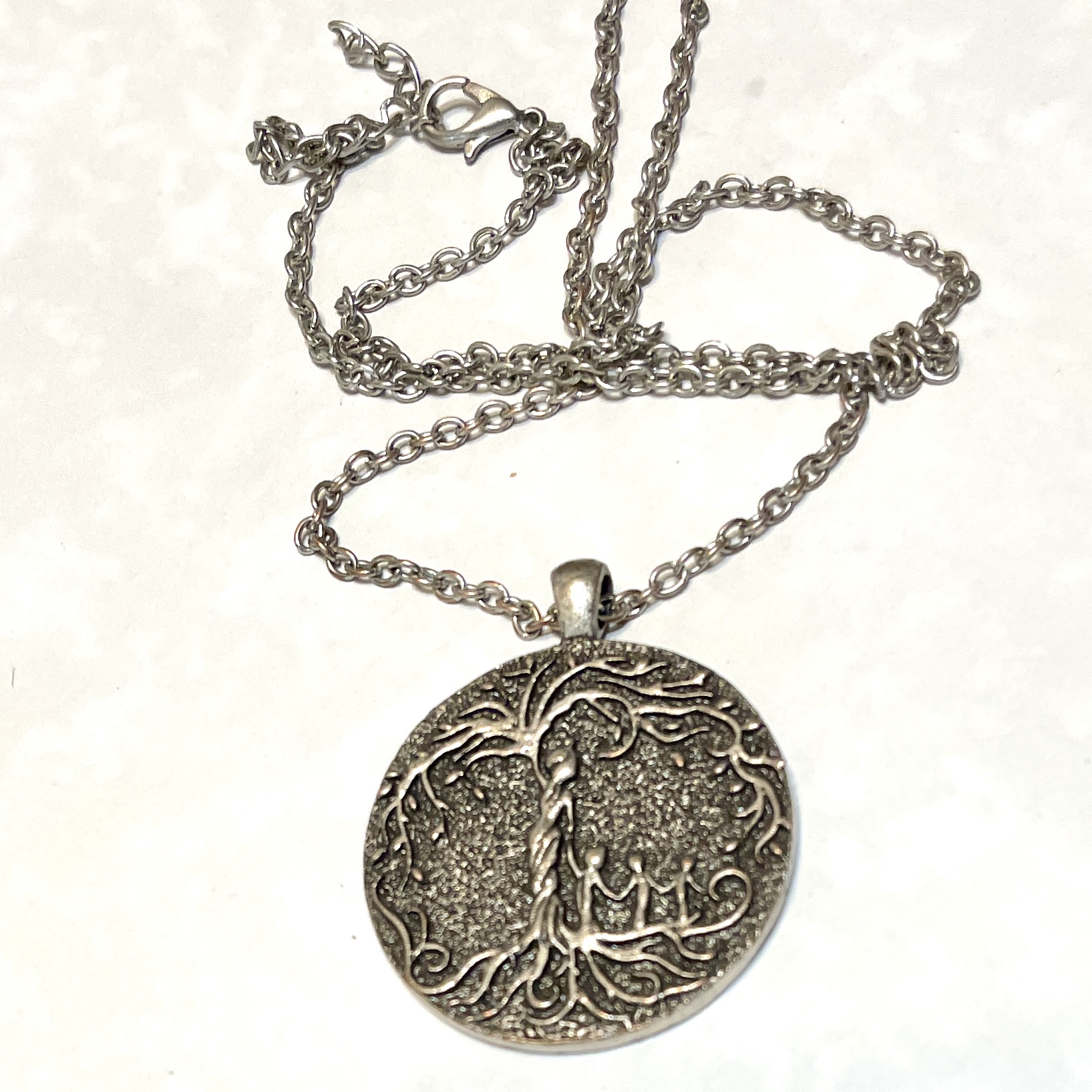 Silver tree of life pendant necklace