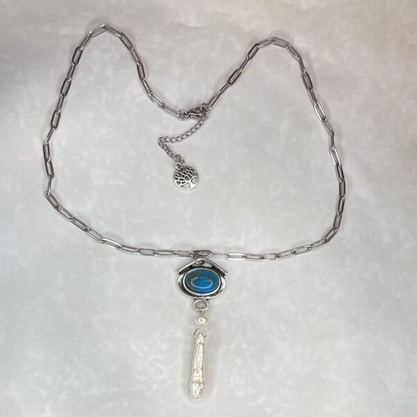 Silver necklace with blue pendant and pearl