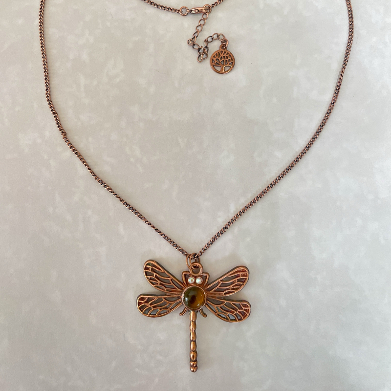 Stylish amber stone dragonfly necklace